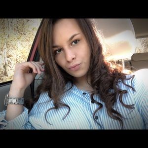 Meet your Posher, Lacy